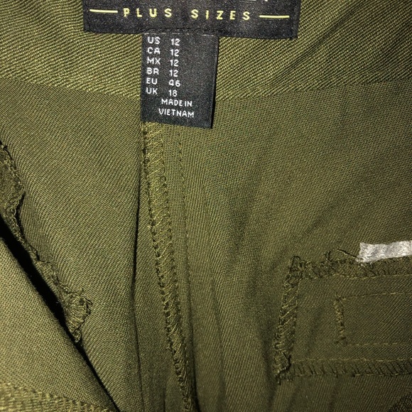 Plus Size Forever 21 - Picture 3 of 7